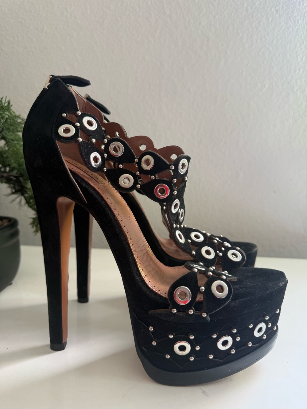 Alaia embellished laser size 9 Black and White Eyelet Platform T‑Strap Heels - Picture 2 of 10